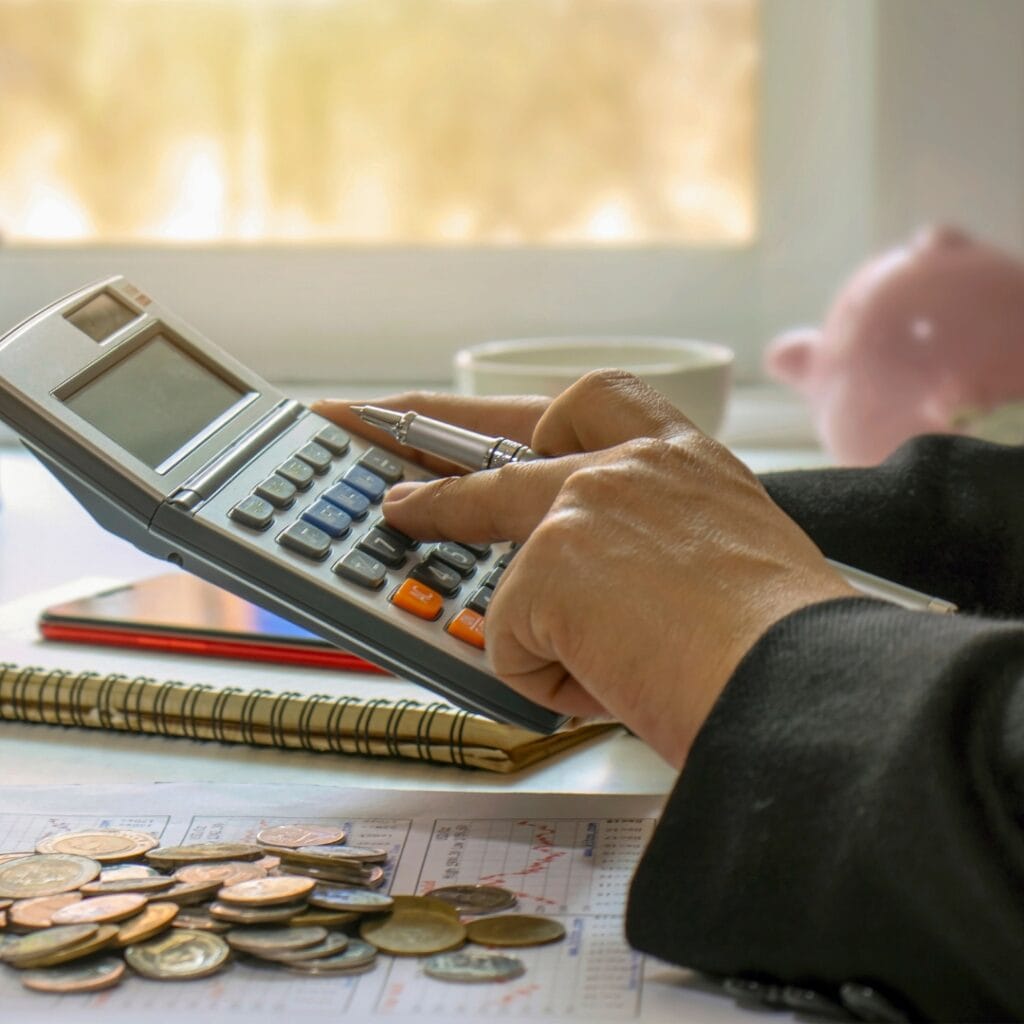 מי לא יכול להיות עוסק פטור