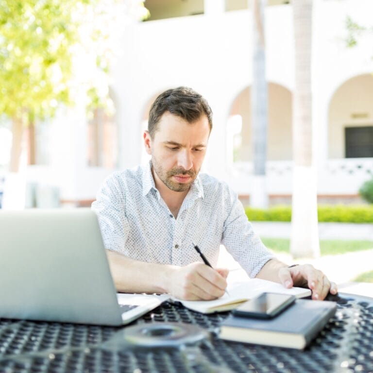 מה עדיף להיות שכיר או עצמאי
